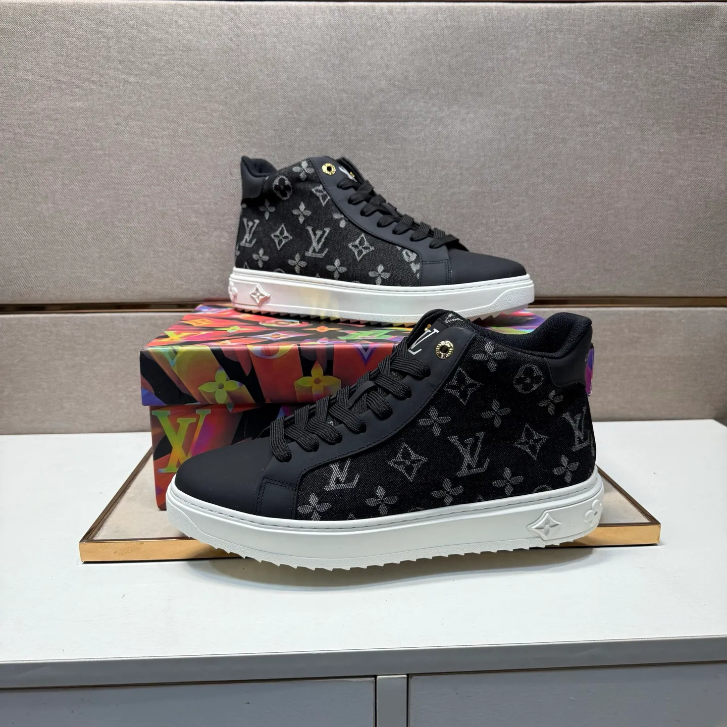 Men's men's shoes 💰pp560 [LV～] Men's casual high-top shoes 2025z cabinet sales simultaneously 🔶Size: 38-44#️⃣ 🔷4 colors🔜The upper is made of multi-material splicing➕Mesh lining, comfortable and breathable, sole: original comfortable and wear-resistant outsole, ⚠️real thing📱photographed🎬real thing is better📢📢📢